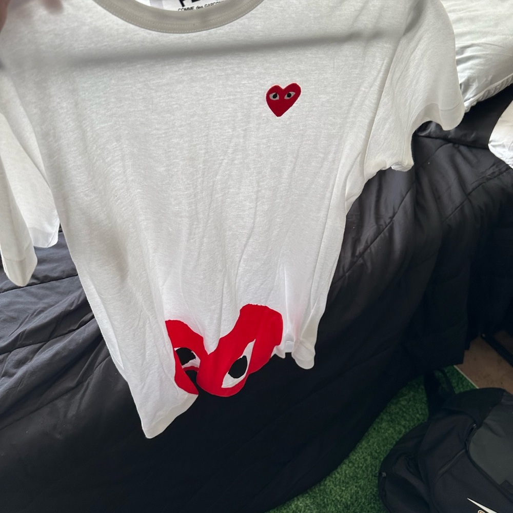 Comme des Garçons PLAY Button Heart Eye T-Shirt (Large)